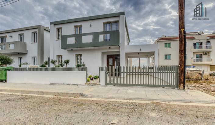Image No.1-Villa de 4 chambres à vendre à Paralimni