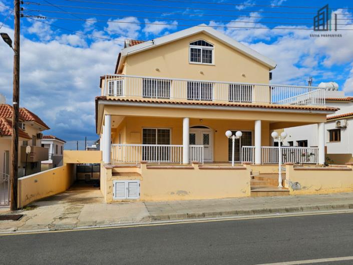 Image No.8-Villa de 5 chambres à vendre à Xylophaghou