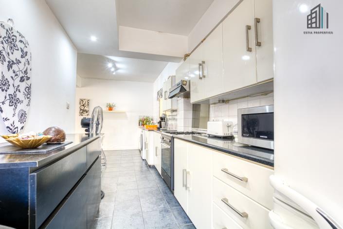 Image No.2-Appartement de 2 chambres à vendre à Deryneia