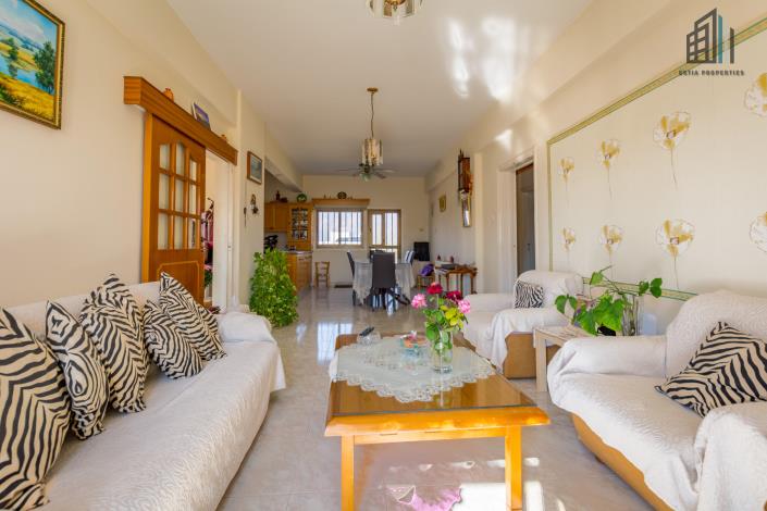 Image No.8-3 Bed Villa for sale