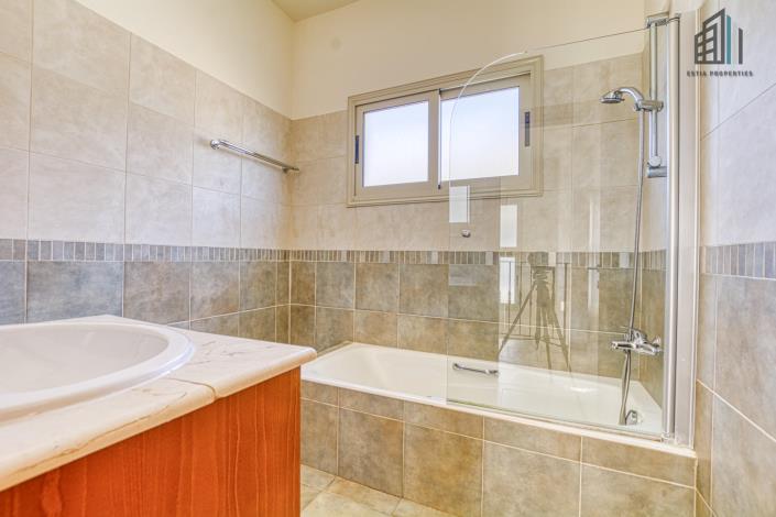 Image No.22-3 Bed Villa for sale