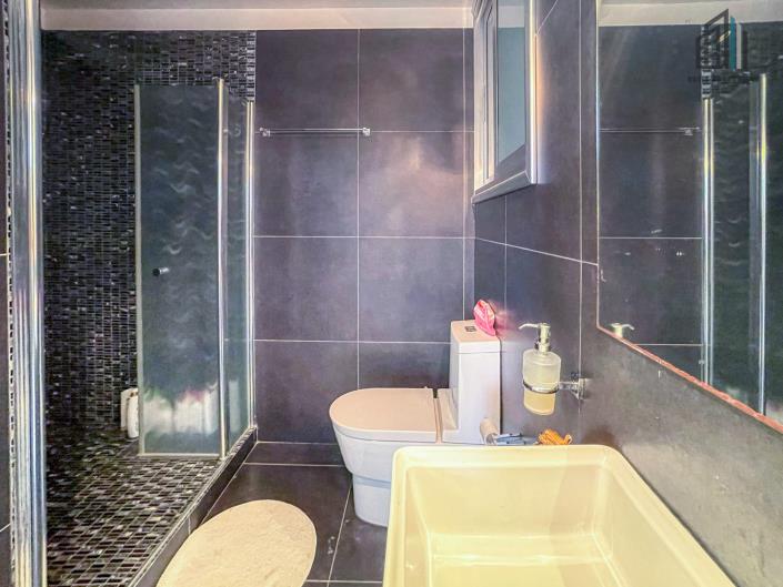 Image No.27-5 Bed Villa for sale