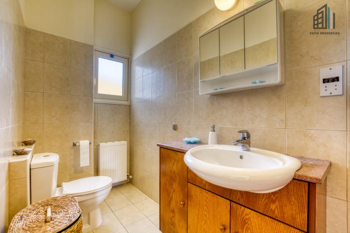 Image No.9-Villa de 4 chambres à vendre à Protaras