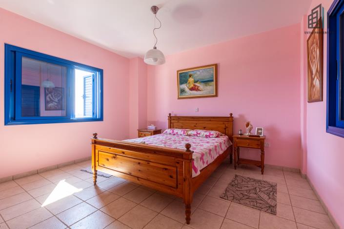 Image No.20-4 Bed Villa for sale