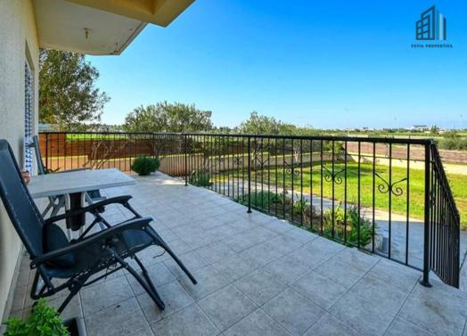 Image No.5-3 Bed Villa for sale