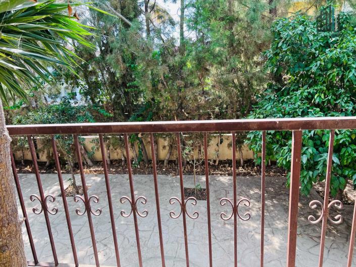 Image No.17-Villa for sale