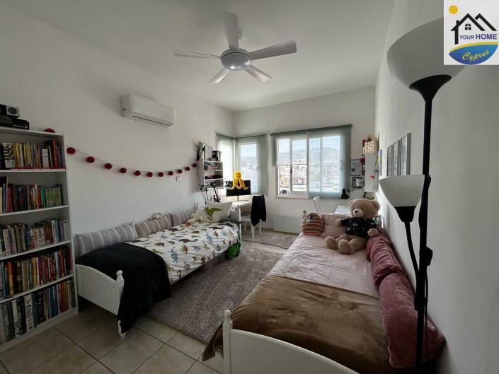 Image No.14-3 Bed Maisonette for sale