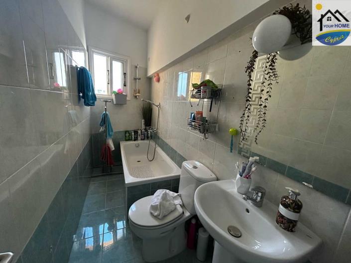 Image No.17-3 Bed Maisonette for sale