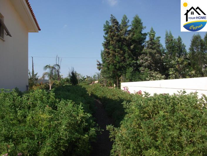 Image No.10-7 Bed Villa for sale