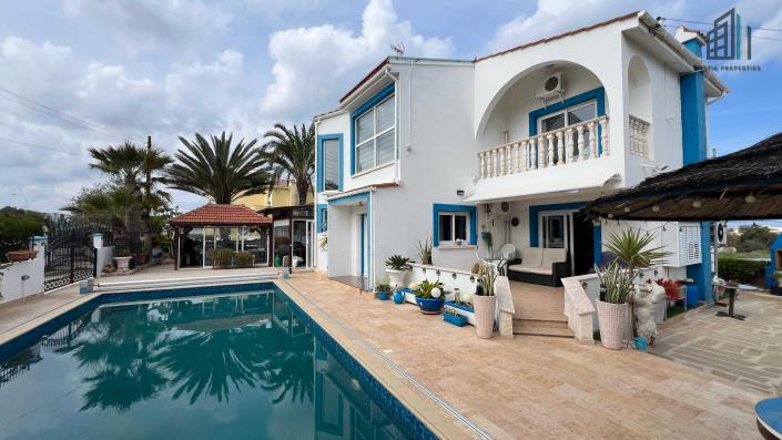 Image No.1-3 Bed Villa for sale