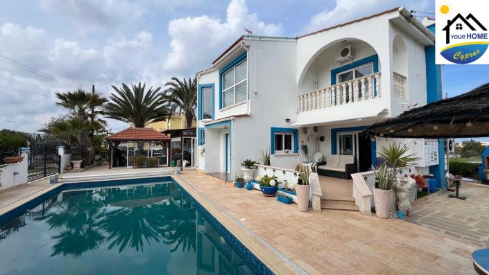 Image No.1-3 Bed Villa for sale