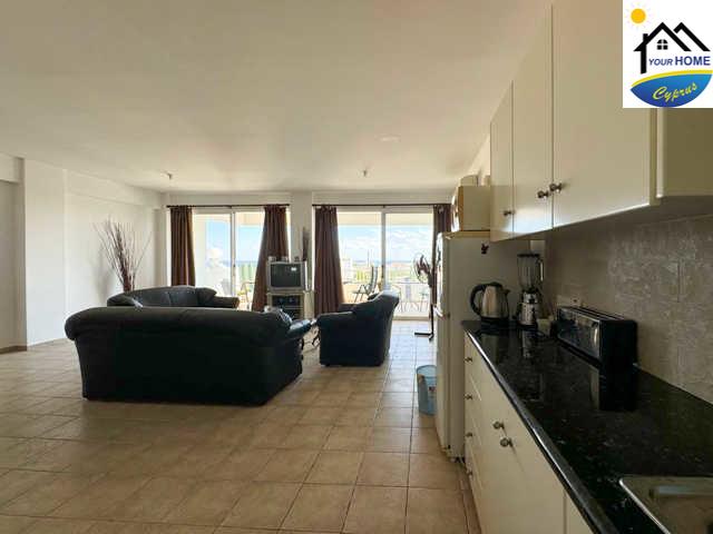 Image No.8-Appartement de 4 chambres à vendre à Deryneia