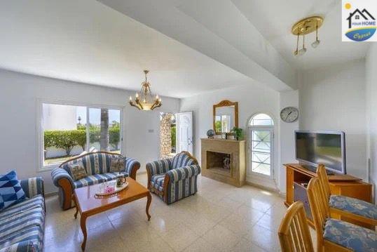 Image No.3-Villa / Détaché de 4 chambres à vendre à Protaras