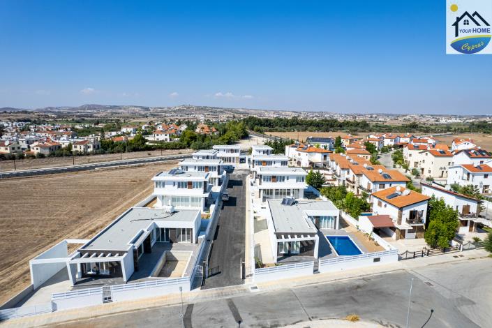 Image No.3-3 Bed Villa for sale