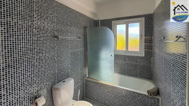 Image No.17-5 Bed Villa for sale