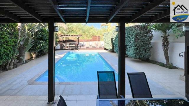 Image No.4-5 Bed Villa for sale