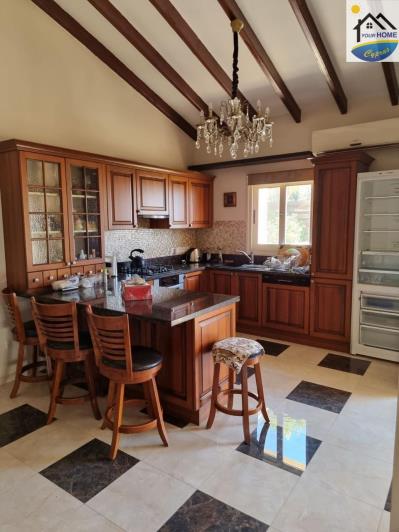 Image No.14-3 Bed House for sale