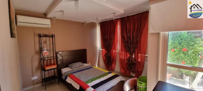 Image No.17-3 Bed House for sale