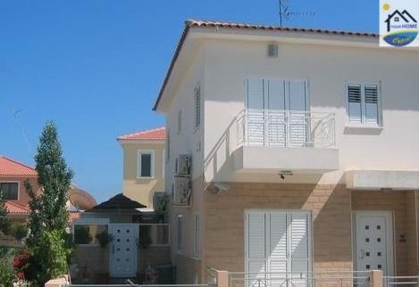 Image No.3-Jumelé de 2 chambres à vendre à Oroklini