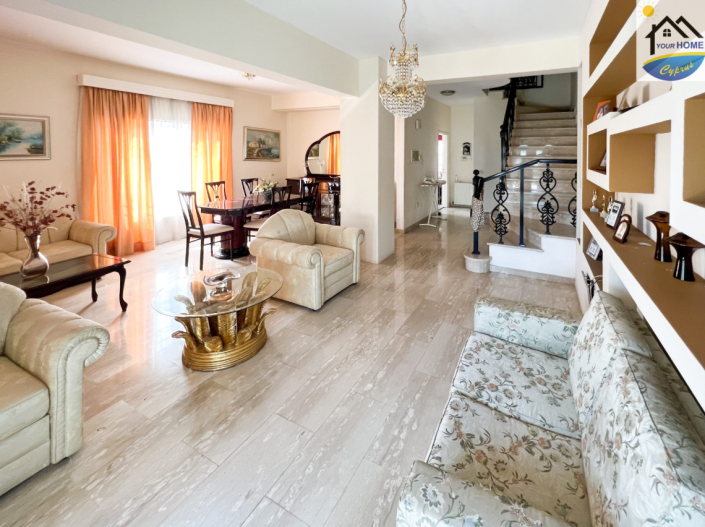 Image No.2-3 Bed Villa / Detached for sale