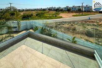 Image No.8-4 Bed Villa / Detached for sale