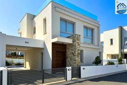 Image No.2-4 Bed Villa / Detached for sale