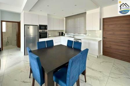 Image No.12-4 Bed Villa / Detached for sale