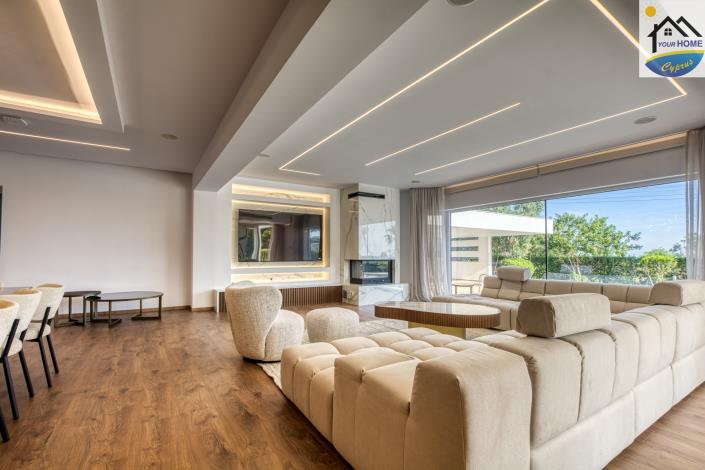 Image No.19-4 Bed Villa / Detached for sale