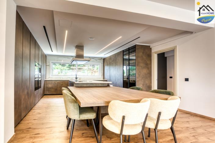 Image No.25-4 Bed Villa / Detached for sale