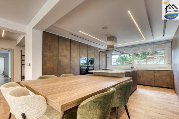 Image No.26-4 Bed Villa / Detached for sale