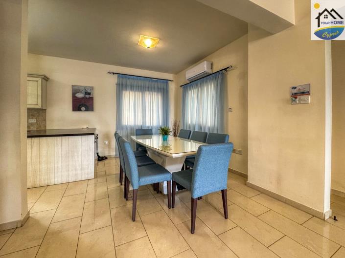 Image No.14-4 Bed Villa / Detached for sale