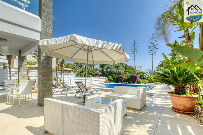 Image No.8-4 Bed Villa / Detached for sale