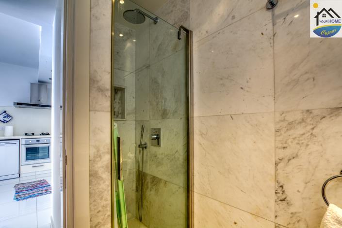 Image No.20-4 Bed Villa / Detached for sale