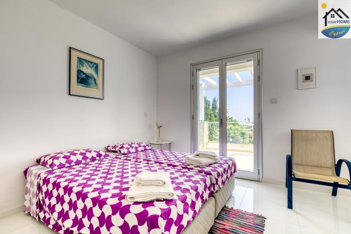 Image No.28-4 Bed Villa / Detached for sale