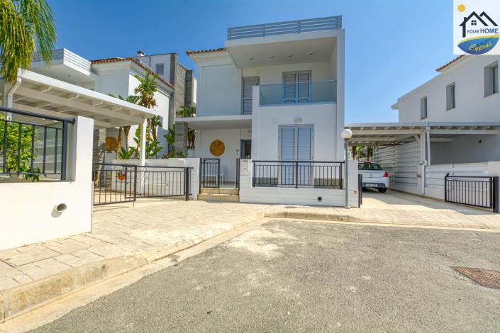 Image No.38-4 Bed Villa / Detached for sale