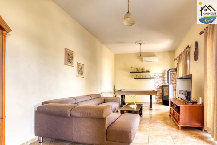 Image No.10-3 Bed Villa / Detached for sale