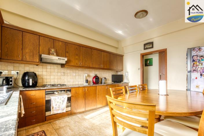 Image No.12-3 Bed Villa / Detached for sale