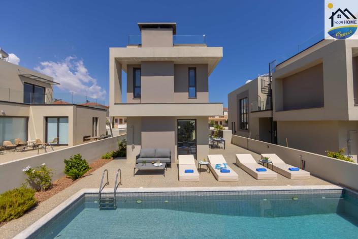 Image No.9-3 Bed Villa / Detached for sale