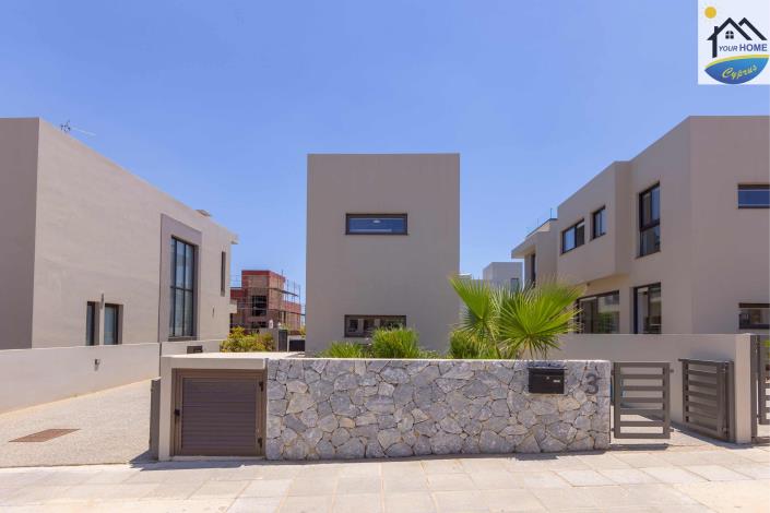 Image No.13-3 Bed Villa / Detached for sale