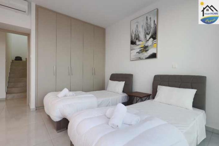 Image No.19-5 Bed Villa / Detached for sale