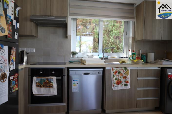 Image No.12-4 Bed Villa / Detached for sale