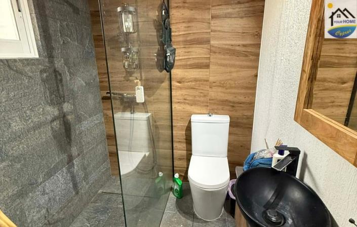 Image No.22-2 Bed Villa / Detached for sale