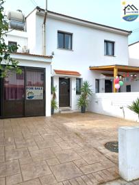 1 - Xylofagou, Townhouse