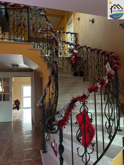 Image No.6-4 Bed Villa / Detached for sale