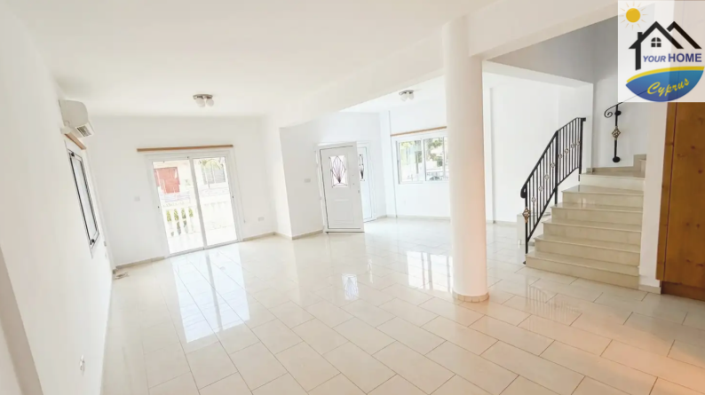 Image No.2-5 Bed Villa / Detached for sale