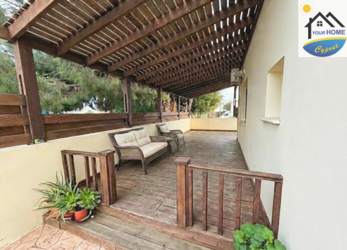 Image No.12-5 Bed Villa / Detached for sale