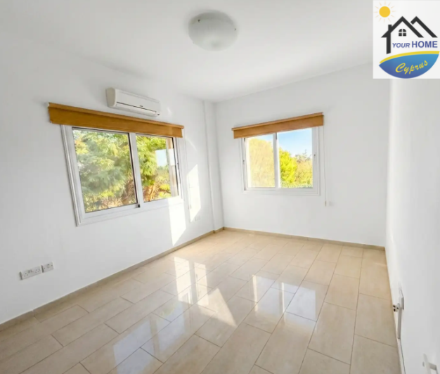 Image No.6-5 Bed Villa / Detached for sale