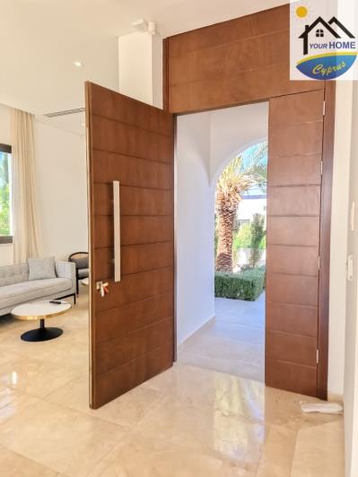 Image No.13-3 Bed Villa / Detached for sale