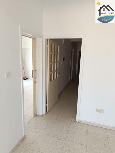 Image No.23-Maison de 6 chambres à vendre à Oroklini