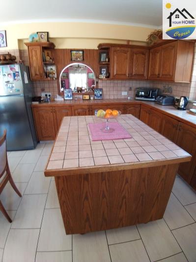 Image No.11-6 Bed Villa / Detached for sale